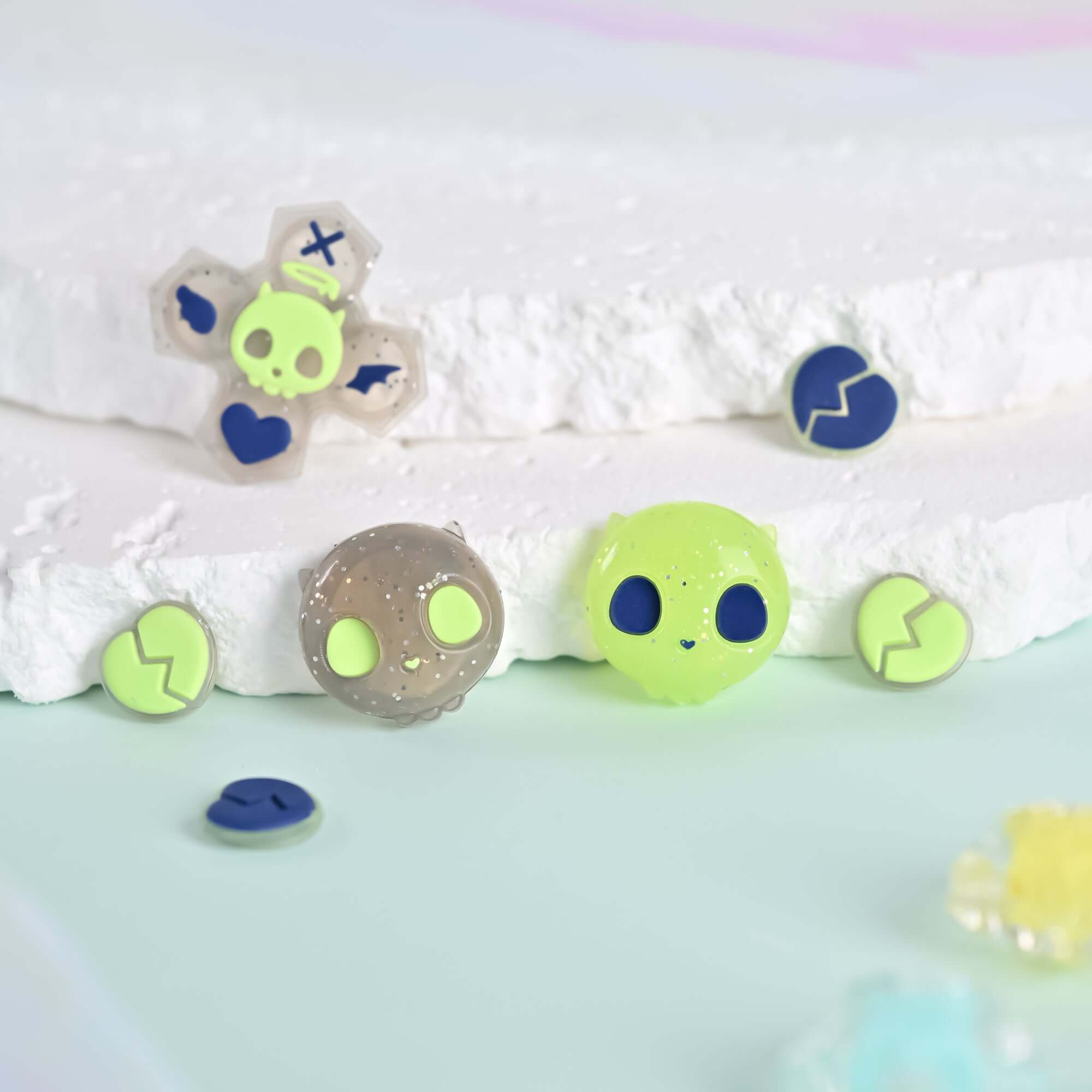 GeekShare Transparent  Sweet Skull Button Caps for Nintendo Switch