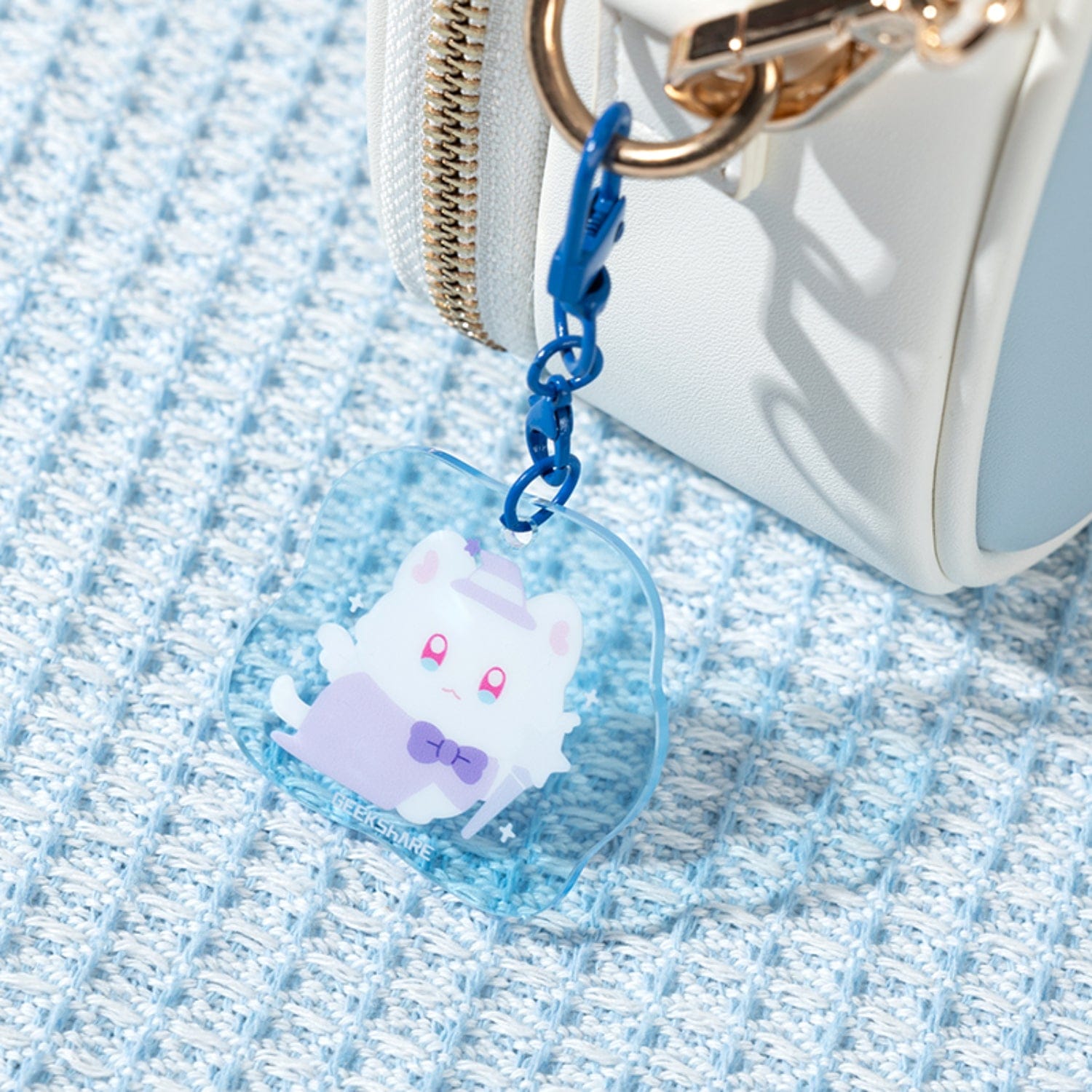 🎄Spend $40 or More, Get 2 Bonus GEKU Brave Team Acrylic Charms (Blue & Pink).✨